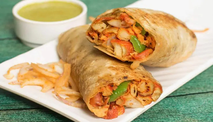Masala Chaap Roll